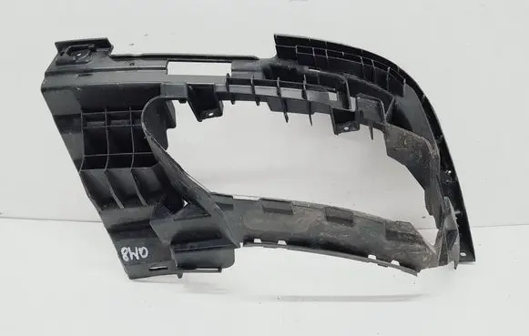 Audi A4 S4 B9 8W Muffler mount bracket/holder 8W0807348F