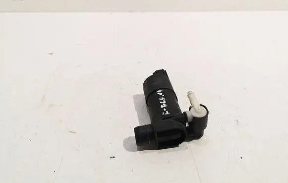 Ford Focus Windscreen/windshield washer pump