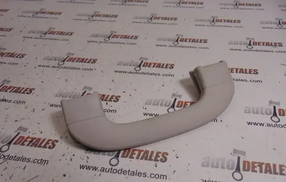Mercedes-Benz A W169 Front interior roof grab handle A1698100151
