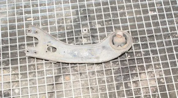 KIA Sportage Rear upper control arm/wishbone