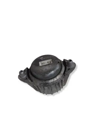 Mercedes-Benz E W212 Engine mount bracket A2122404117