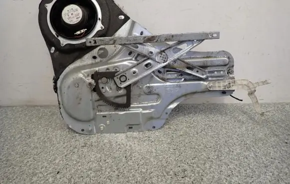 KIA Soul Front door window regulator with motor