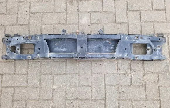 Volkswagen Golf III Front bumper cross member 1H0805519