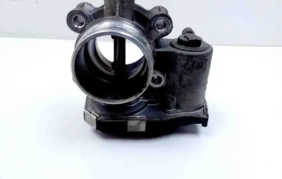 Opel Astra K Throttle valve 55496779AA