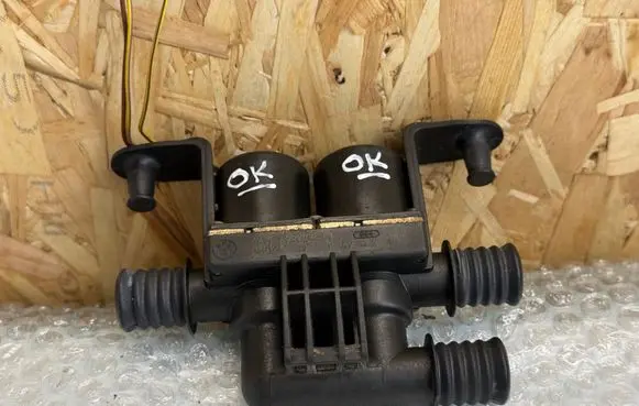 BMW 5 E60 E61 Coolant heater control valve 6411693170801 64116931708 6931708