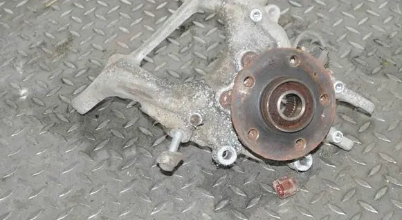 Audi Q5 SQ5 Rear wheel hub 8R0505432F