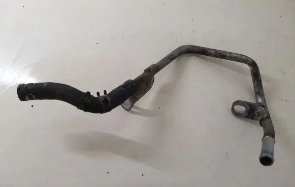 Toyota Avensis T270 Engine coolant pipe/hose