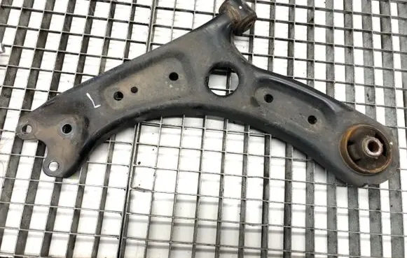 Hyundai Kona I Front control arm 