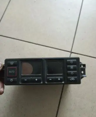 Audi A4 S4 B5 8D Climate control unit BL0820043B