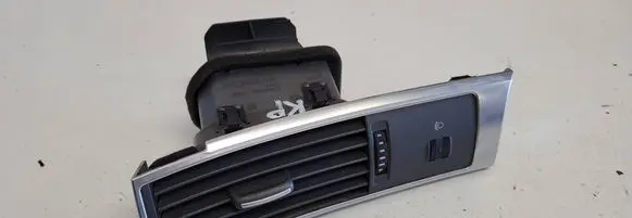 Audi A6 S6 C6 4F Dashboard side air vent grill/cover trim 4F1820901