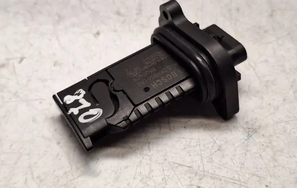 BMW 3 F30 F35 F31 Mass air flow meter 8506408 13628506408 0281006092