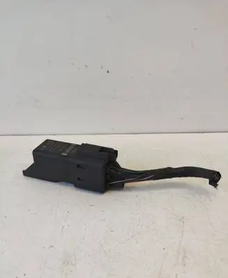 Audi A1 Glow plug pre-heat relay 04L907281 51299026 PA66GF30