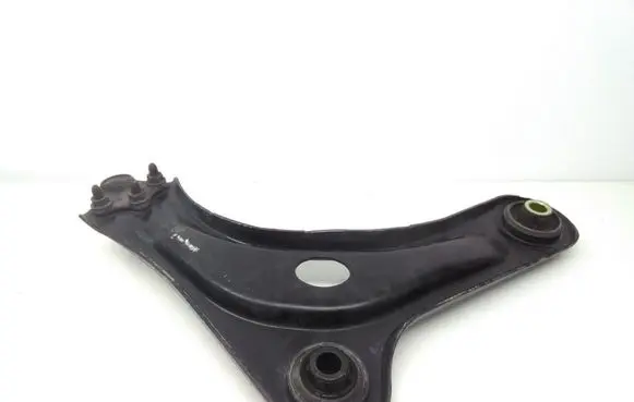 Citroen C4 Cactus Front lower control arm/wishbone
