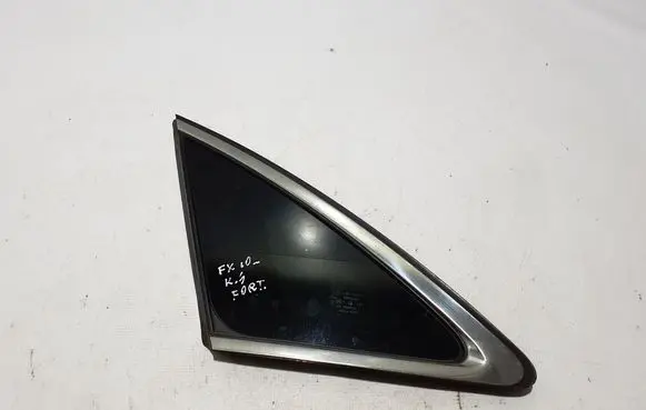 Infiniti FX Rear side window 833011CA0A