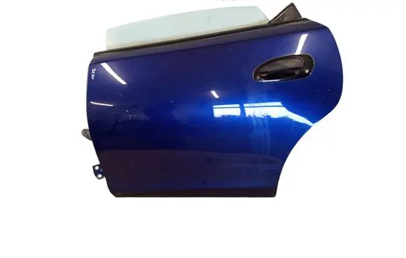 Mazda 323 F Rear door