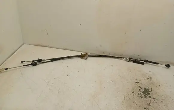 Mitsubishi Lancer VIII Gear shift cable linkage 