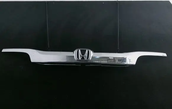 Honda CR-V Tailgate trim 74890T1VR000