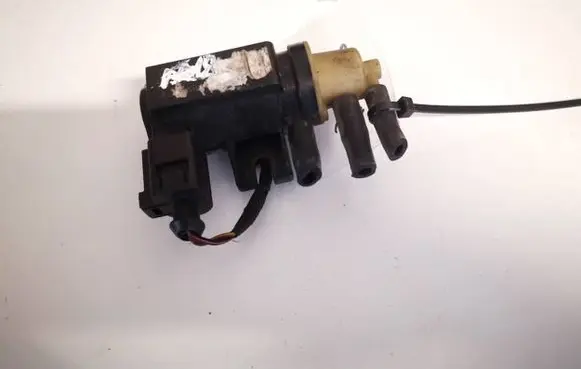 Volkswagen Golf VI Turbo solenoid valve 1k0906627a