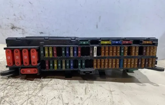 BMW X5 E53 Fuse box set 8380407
