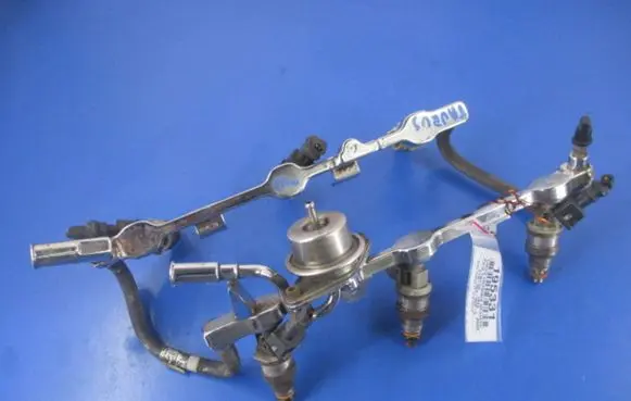 Ford Taurus Fuel main line pipe