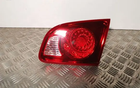 Hyundai Santa Fe Tailgate rear/tail lights 924062B000