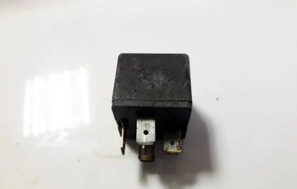 Renault Espace II Other relay B047 12V-2337
