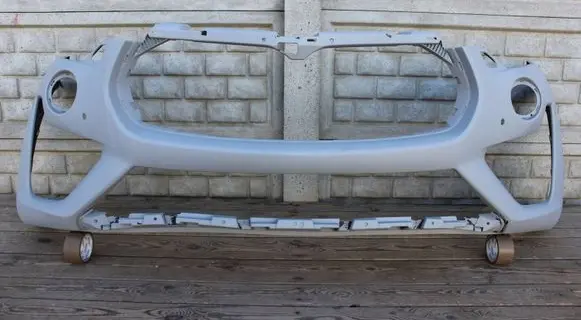 Maserati Levante Front bumper 670118509 670119704