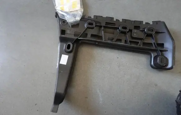 Volkswagen Caddy Rear bumper mounting bracket 2K5807394B