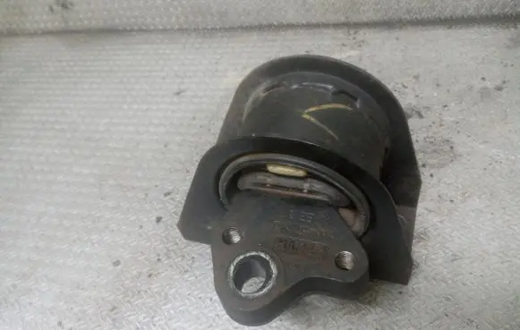 Ford Transit Engine mount bracket