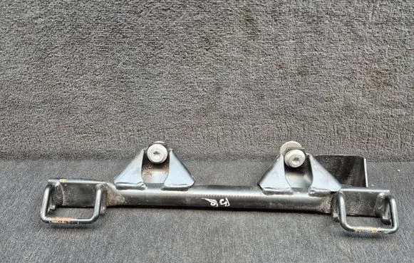Audi A4 S4 B6 8E 8H ISOFIX Bracket 8E0813546A