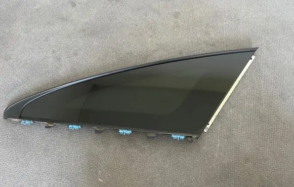 Mercedes-Benz CLA C118 X118 Rear side window A1186700800