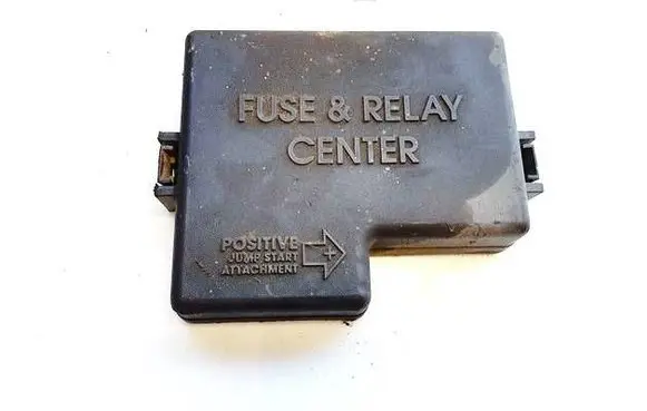 Dodge Stratus Fuse box cover 04759396AE