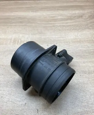 Audi A4 S4 B7 8E 8H Mass air flow meter 074906461B 0281002461