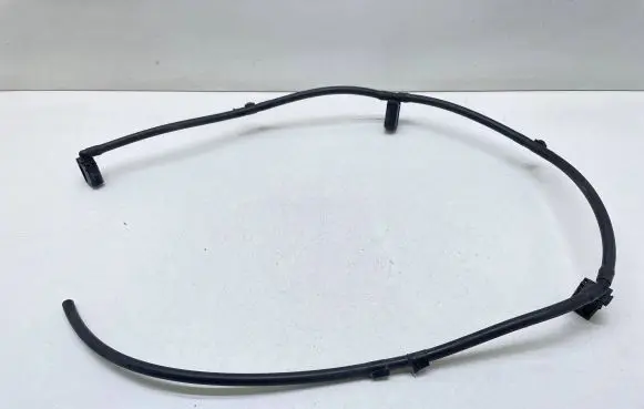 Volvo XC60 Windshield washer fluid hose L220777