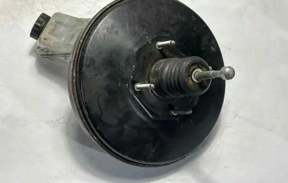 Opel Corsa D Brake booster 0204051131 55701939 28266A0255
