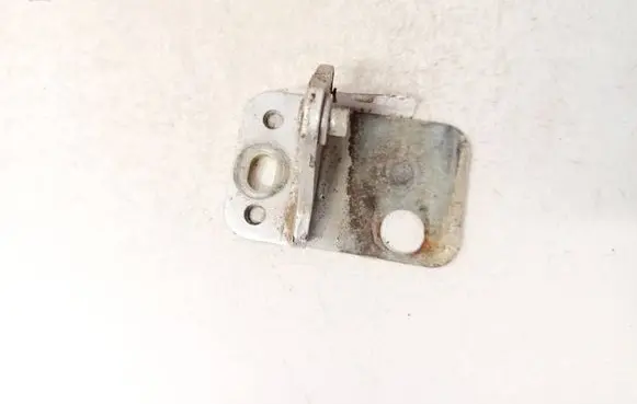 Skoda Superb B5 (3U) Rear door lower hinge