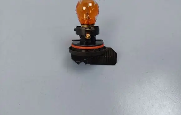 Nissan Qashqai Fog light bulb 23921100