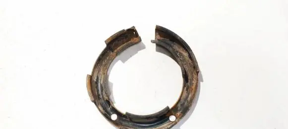 Mitsubishi Grandis Front coil spring rubber mount mr961447