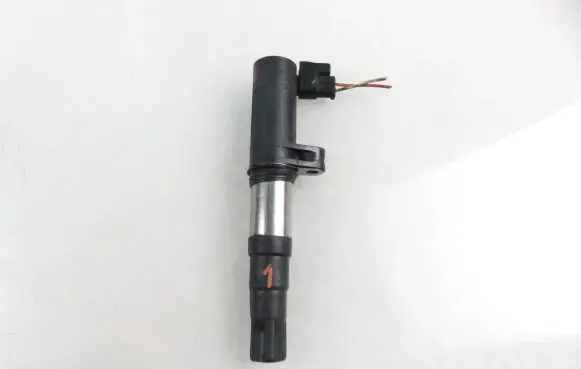 Renault Modus High voltage ignition coil U5001 R0903S00100