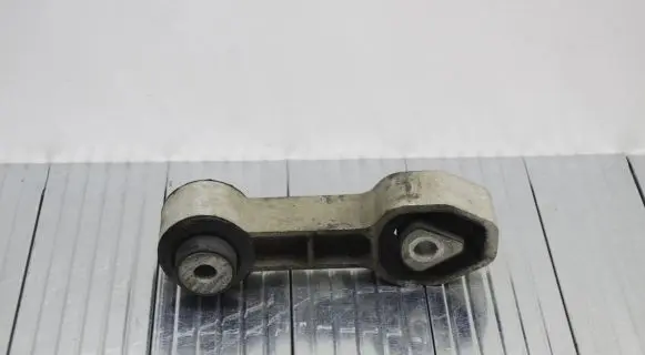 Fiat 500 Engine mount bracket 005173268100C