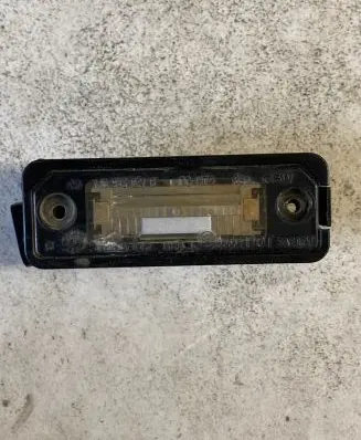 Volkswagen Golf V Number plate light 3D0943021A
