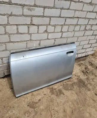 Audi A6 S6 C6 4F Front door