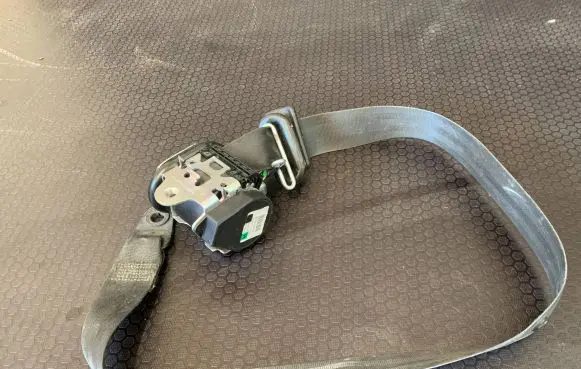 Ford Galaxy Front seatbelt 605274300