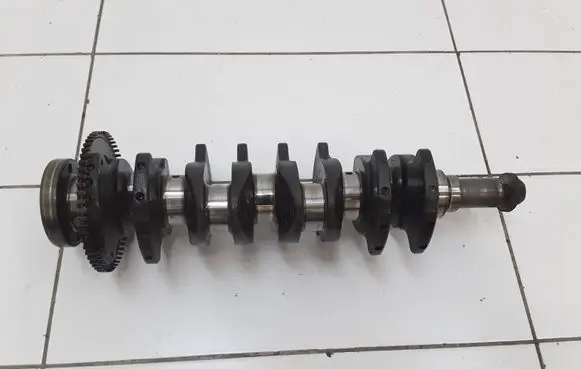 Opel Astra H Crankshaft 