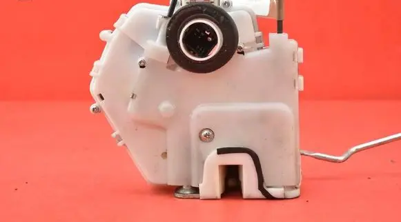 Honda FR-V Front door lock