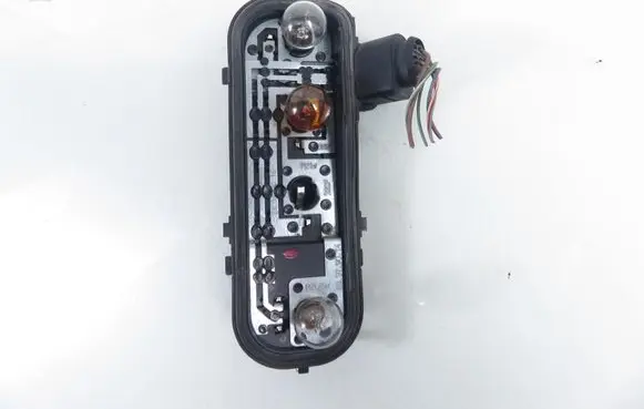 Audi A4 S4 B6 8E 8H Tail light bulb cover holder 8E9945257