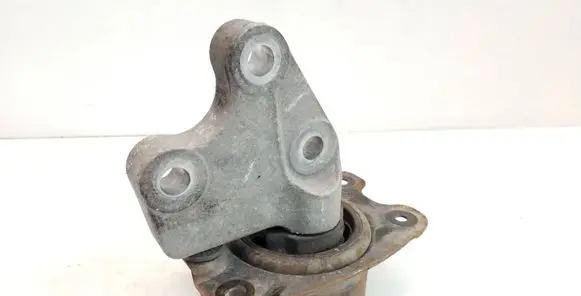 Opel Antara Gearbox mount H60077A