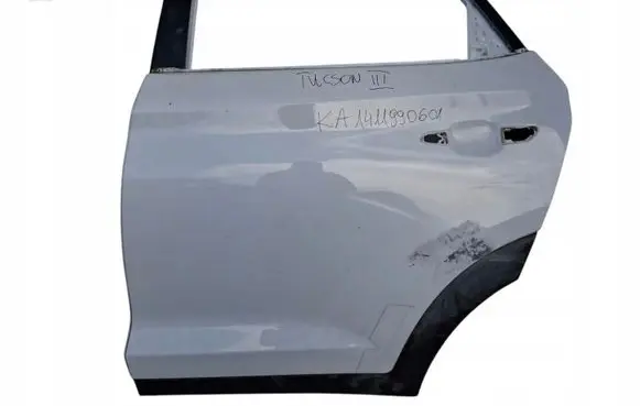 Hyundai Tucson TL Rear door