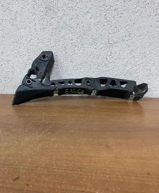Jaguar XF X250 Front bumper mounting bracket 8X2317B750 E3268