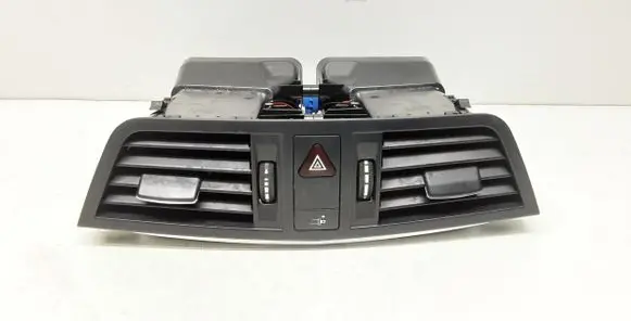 Mercedes-Benz E C207 W207 Dash center air vent grill A2078300054